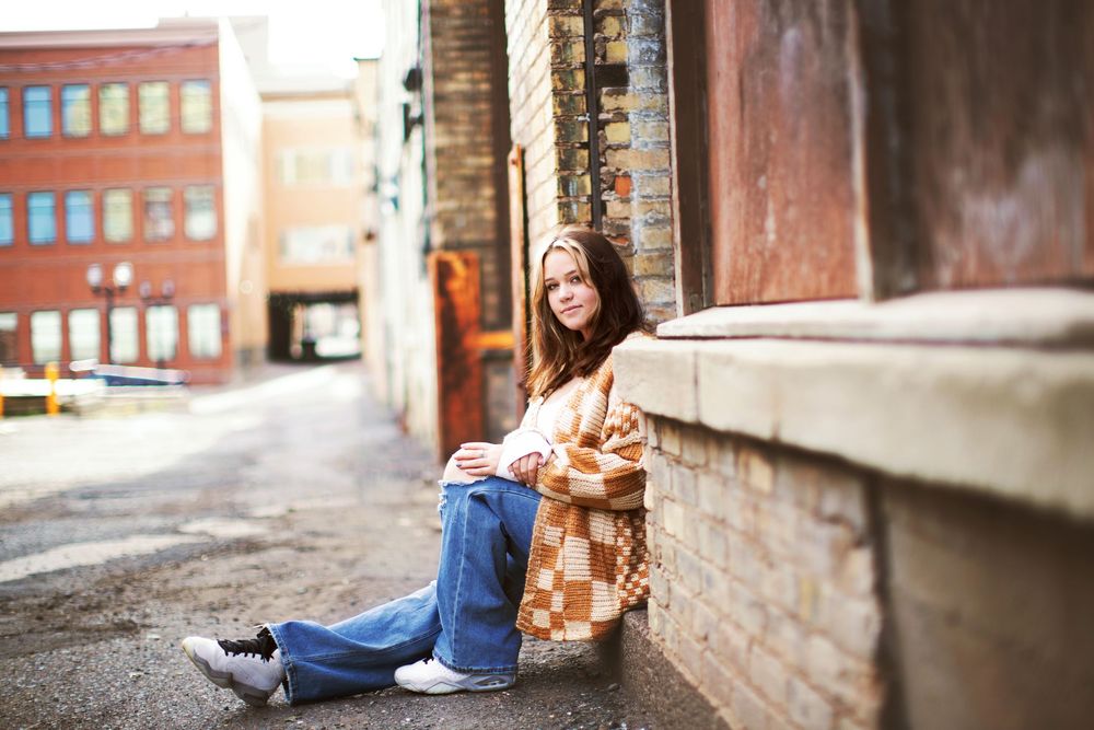 Outdoor senior photography in downtown Duluth, Minnesota
