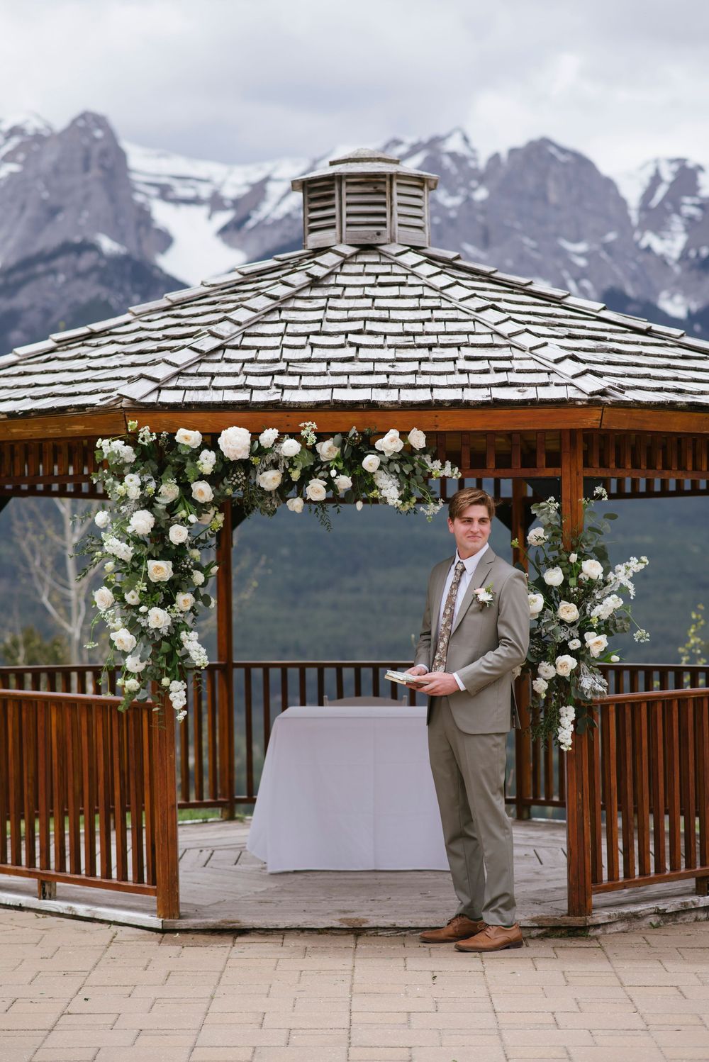 Silvertip Resort Canmore Wedding
Canmore Wedding Photographer