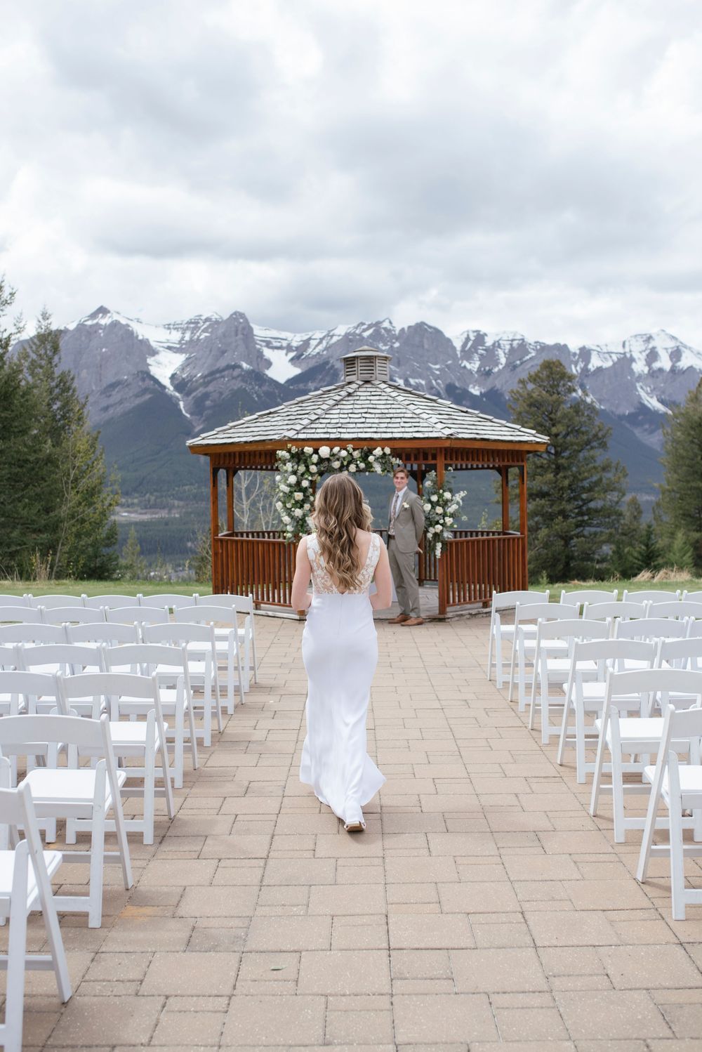 Silvertip Resort Canmore Wedding
Canmore Wedding Photographer