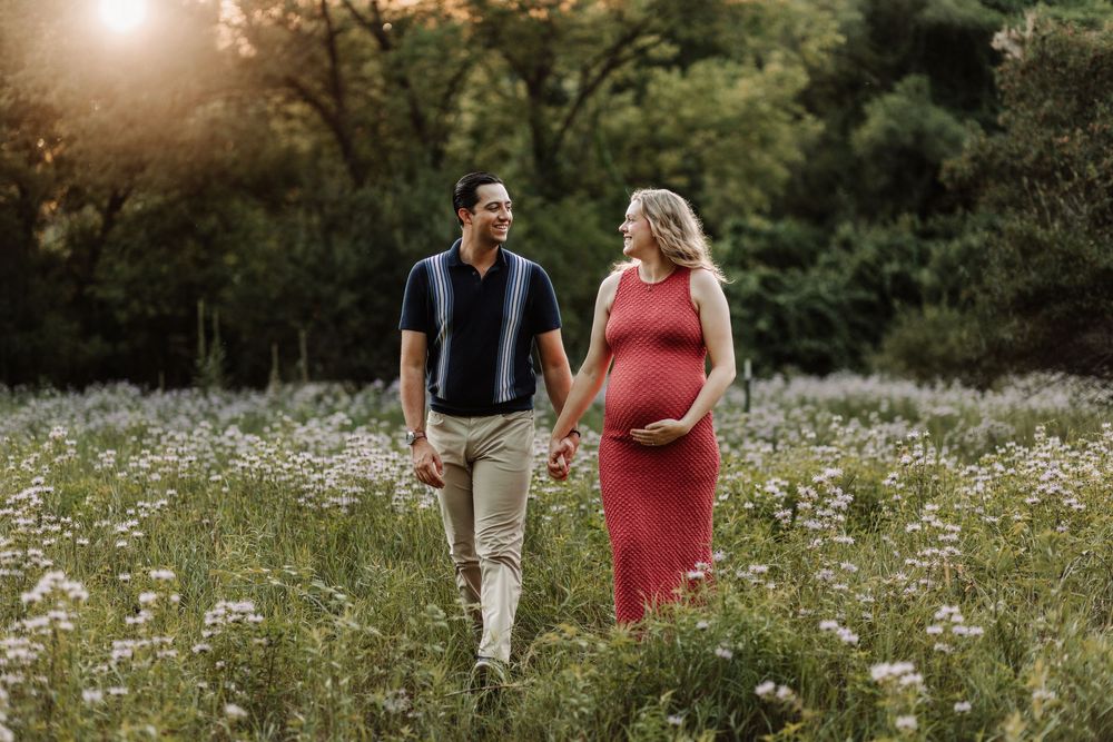 Holly Michigan maternity and newborn photographer