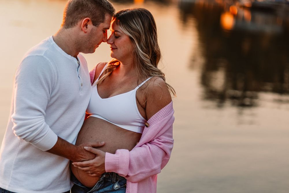 Fenton Michigan Newborn and maternity photographer