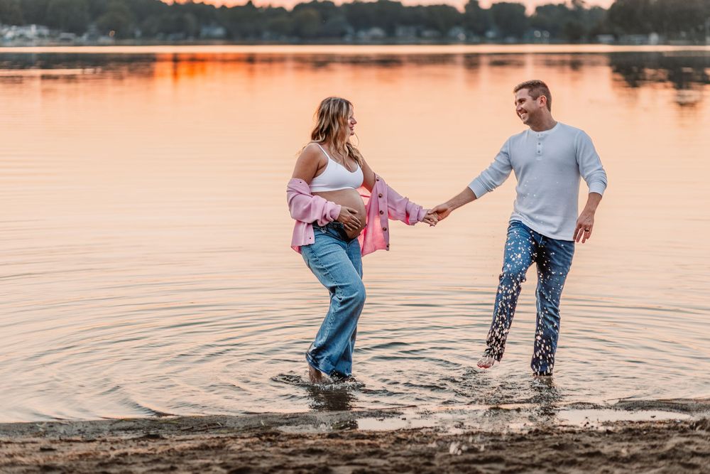 Fenton michigan maternity photographer