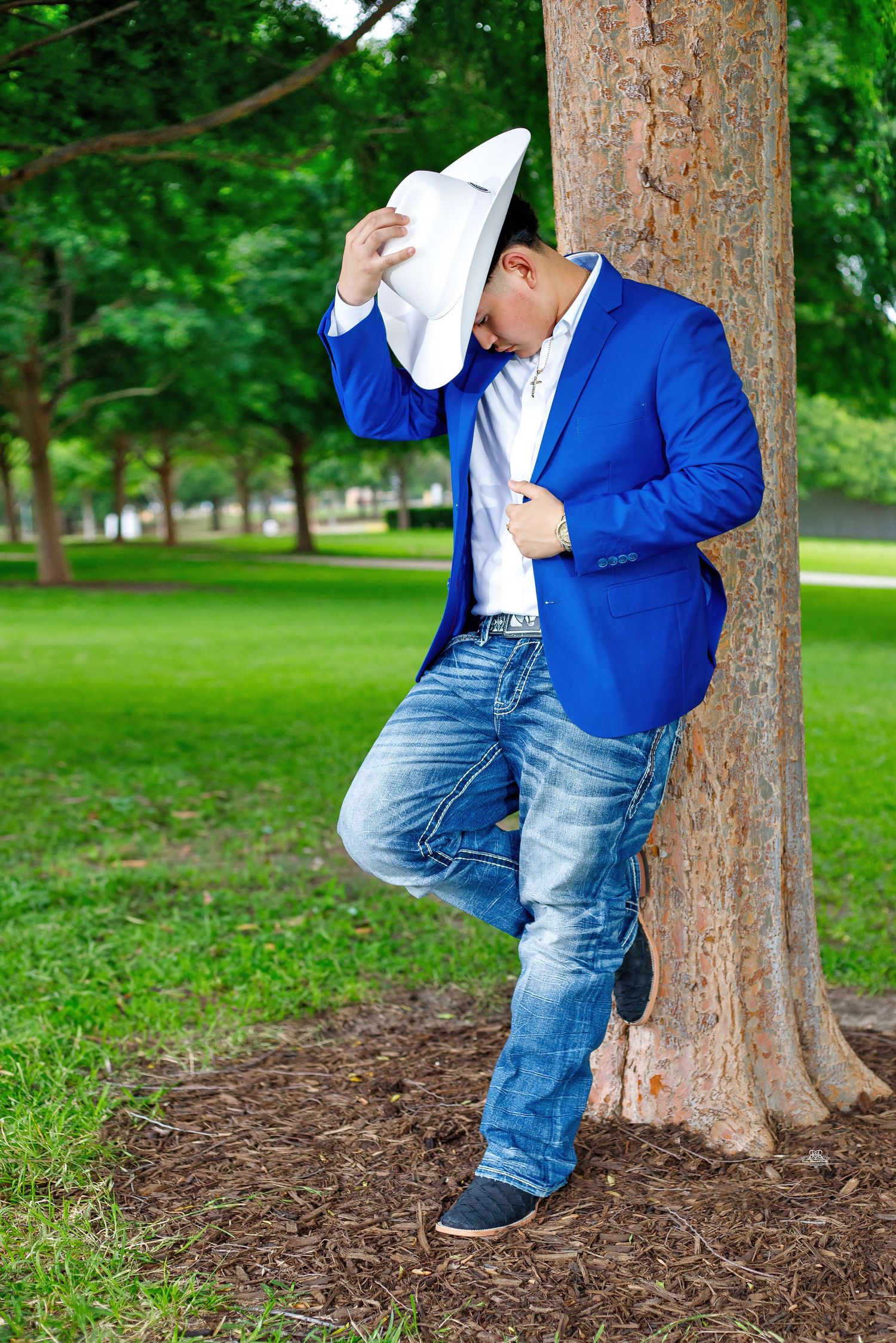 Dallas photography and video for Quinceañeros
 - R & R Marcelo DFW