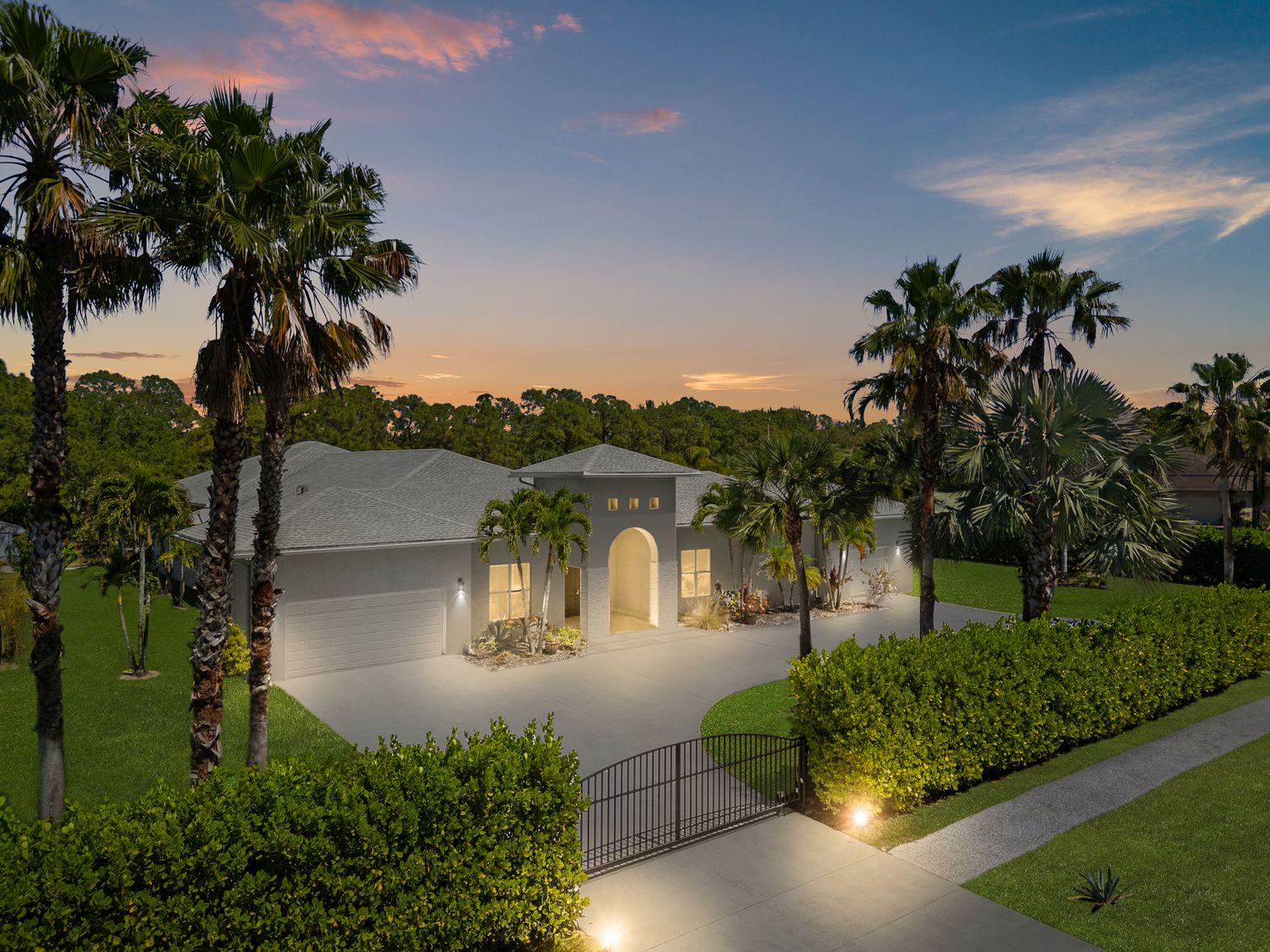 Virtual Twilight real estate photography Palm Beach County home in Loxahatchee