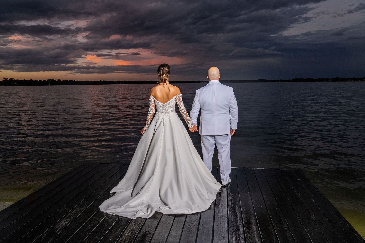 Professional wedding and engagement photography in Tampa, Wesley Chapel, Carrollwood, Brandon, Westchase, Temple Terrace, Davis Islands, Cle