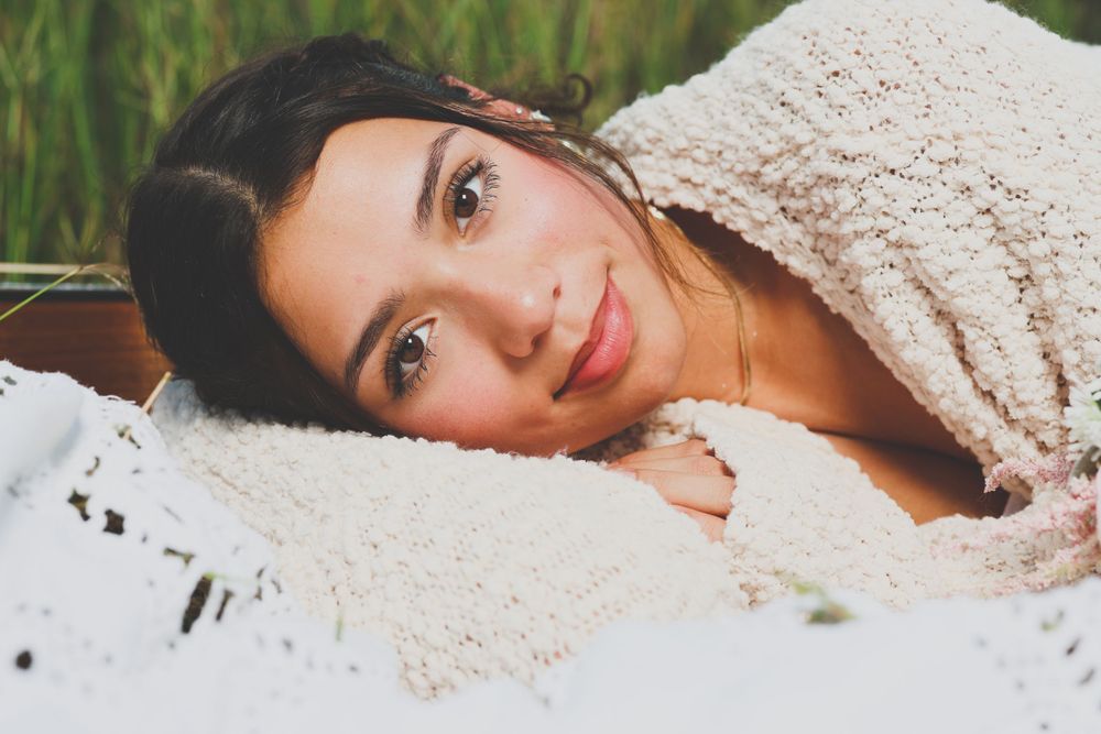 Senior Portrait Session Closeup portrait with soft lighting wearing cream colored sweater. Myra Fabling Photography 
Cibolo Nature Center