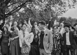 Bruiloft Familiefoto Kus Weert