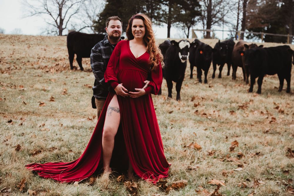 Beautiful Mom and dad celebrating their 2nd baby to come!