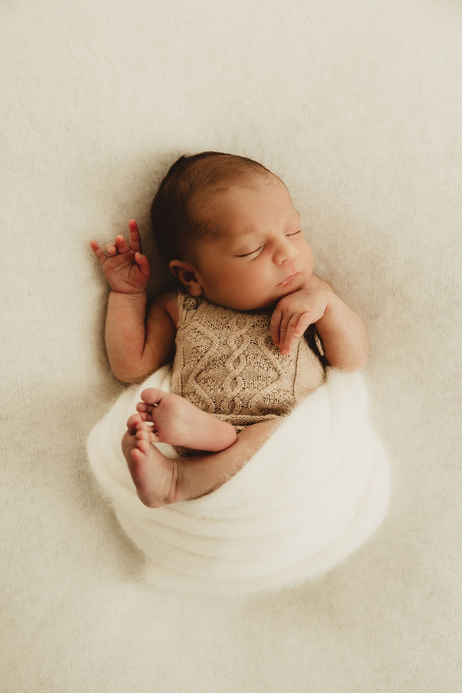 Newborn baby in-home session Wingham