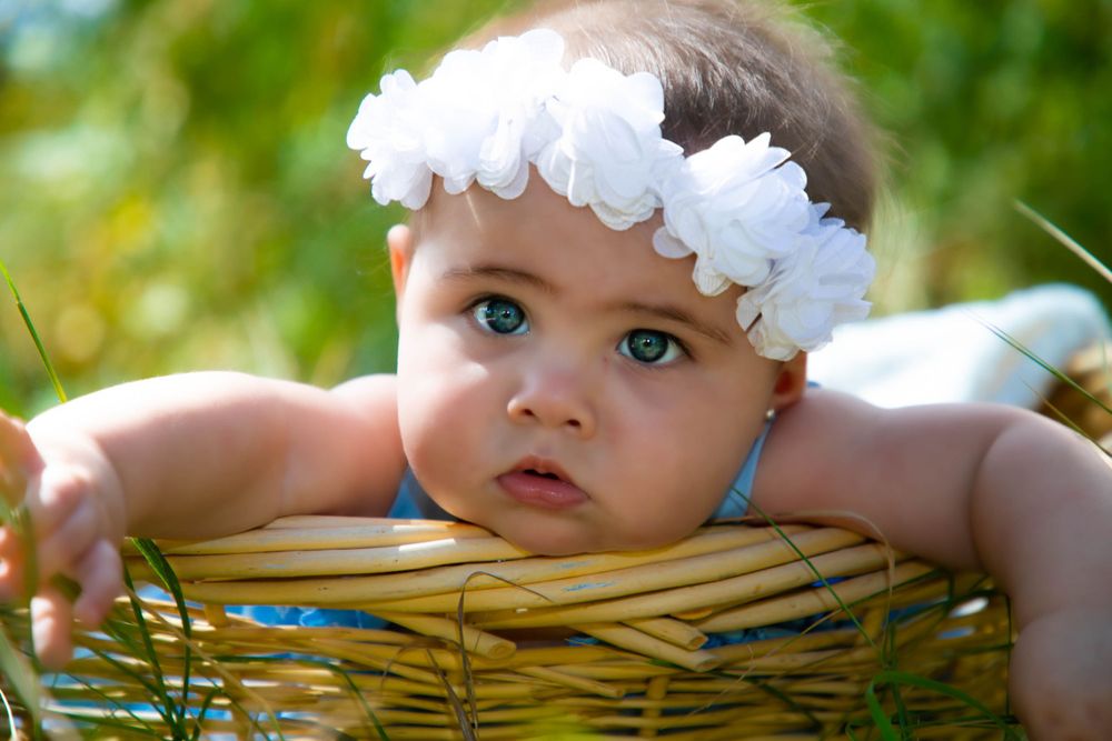 6MONTHS-29-Outdoor Family Portraits-DC Barrone Photography-Taos, NM