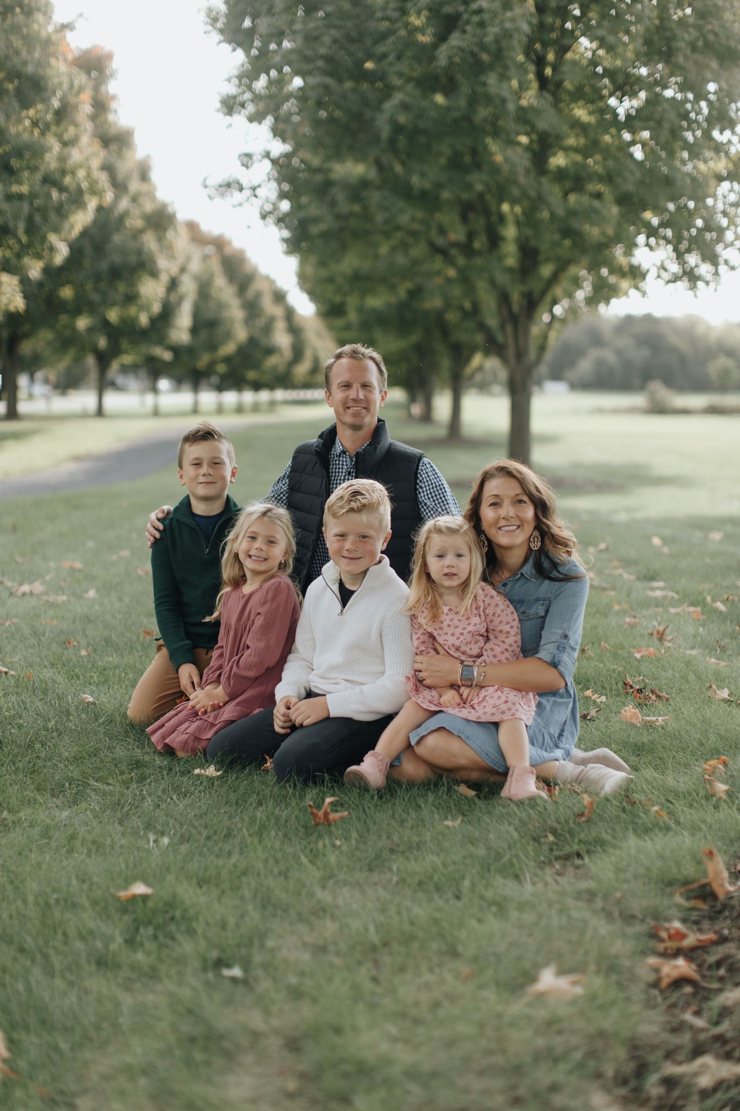 lifestyle family photography Central PA, natural family portraits Pennsylvania, family photo sessions Central PA, fall family photos Central