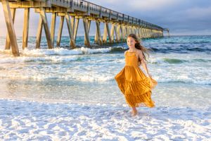Sea Glass Photography of Navarre, Florida offers stunning lifestyle candids and traditional family portraits in Navarre Beach, Florida.