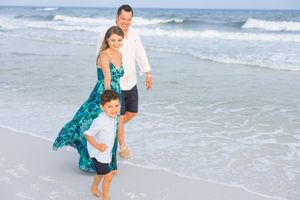 Sea Glass Photography of Navarre, Florida offers stunning beach lifestyle candids and traditional family portraits in Navarre Beach, Fl.