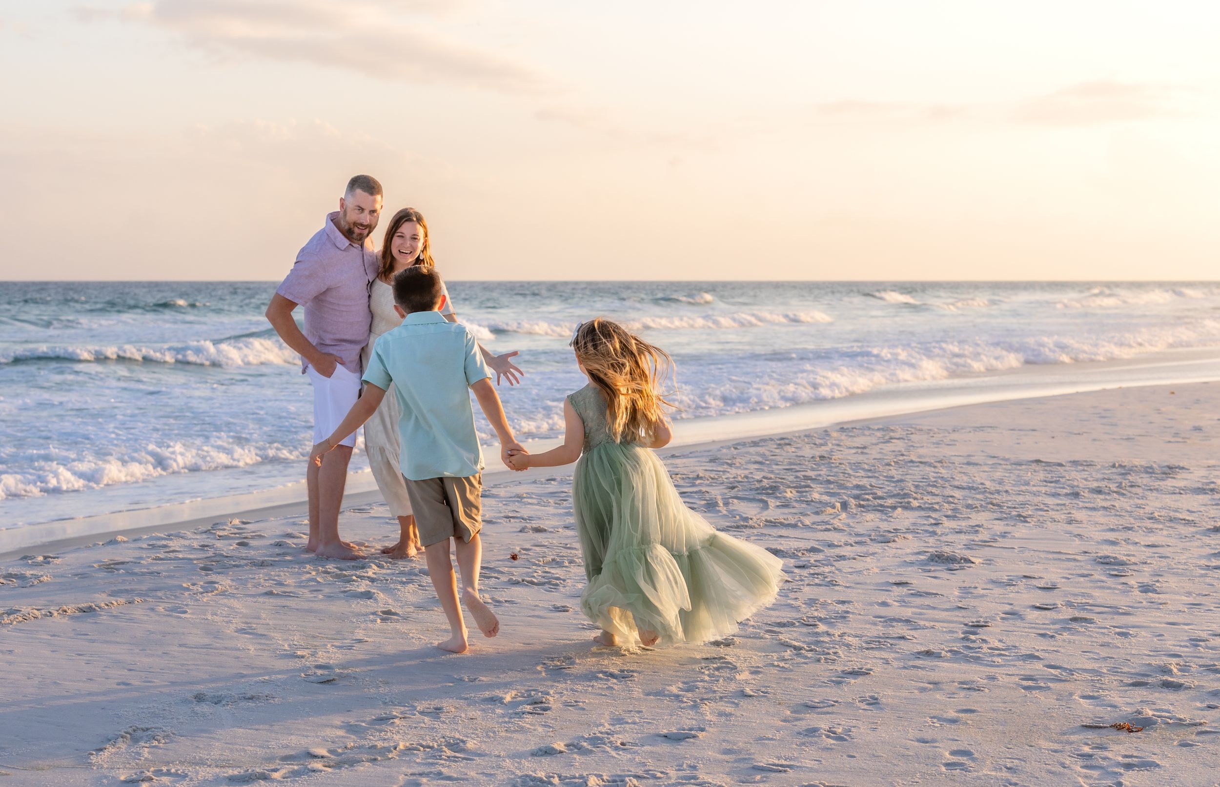 Sea Glass Photography of Navarre creates epic sunset portraits in Navarre Beach, Florida. #navarrebeachphotographer