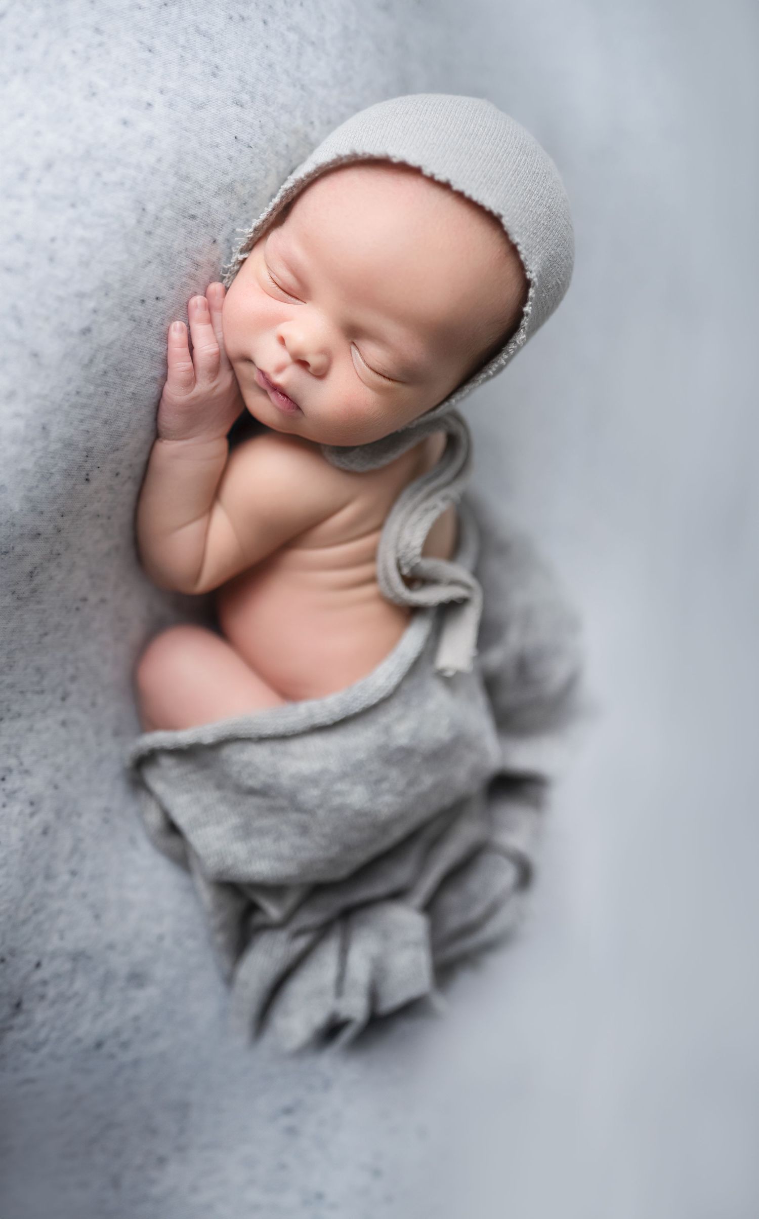 Baby boy Grey set - Clarksville newborn photographer Oshi Medlin