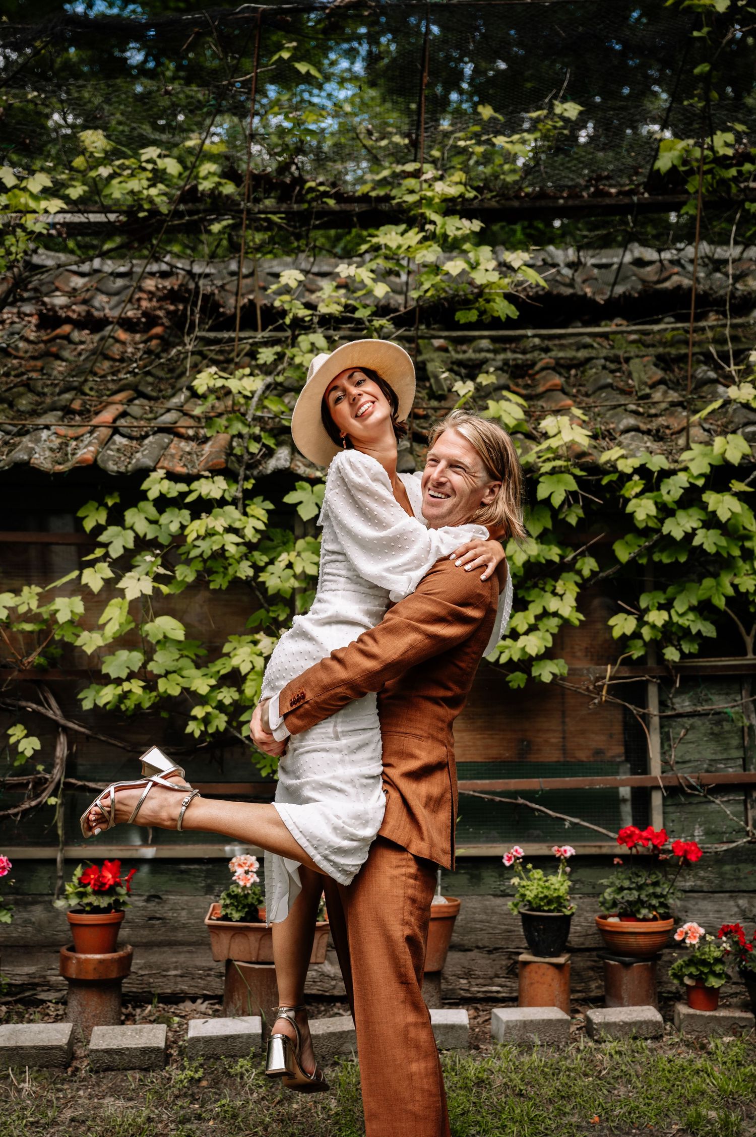 Trouwfotograaf amersfoort, trouwfotografie, trouwfoto, bruidsjurk, verloofd, trouwen, trouwring,