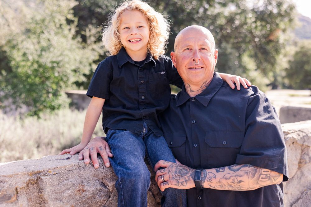 Family Photographer in Simi Valley, Natural light photographer, Outdoor photographer in Simi Valley, Fun family photos, capture the momement