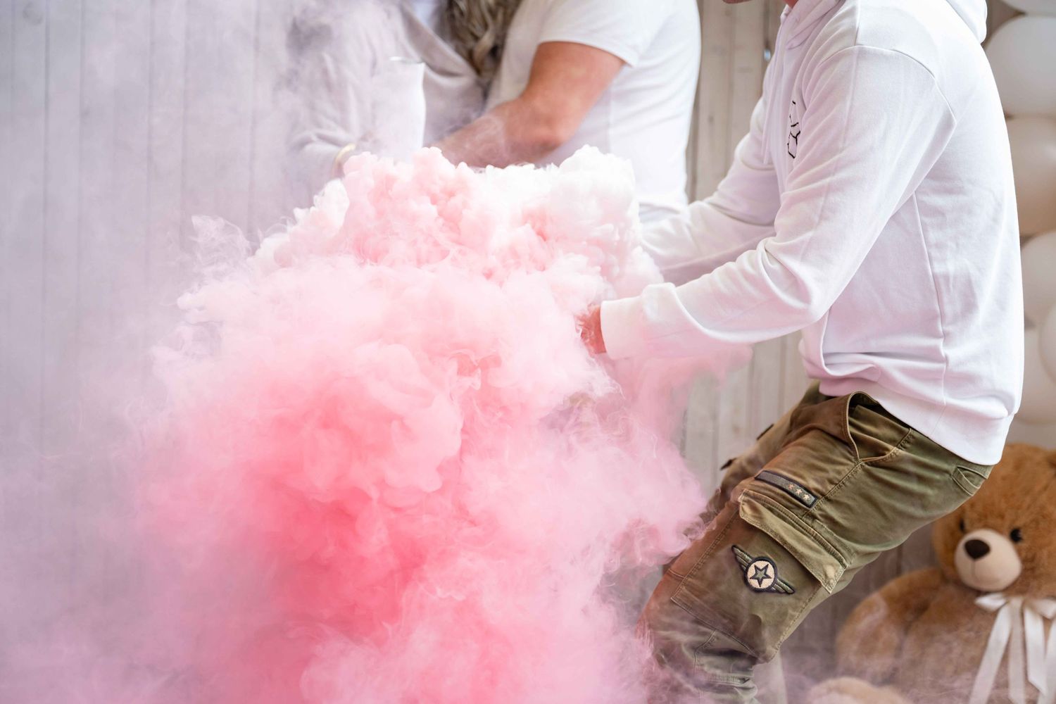 Фотограф Gender reveal party, гр. София. Сватбен и събитиен фотограф за София и страната. Boy or Girl party.