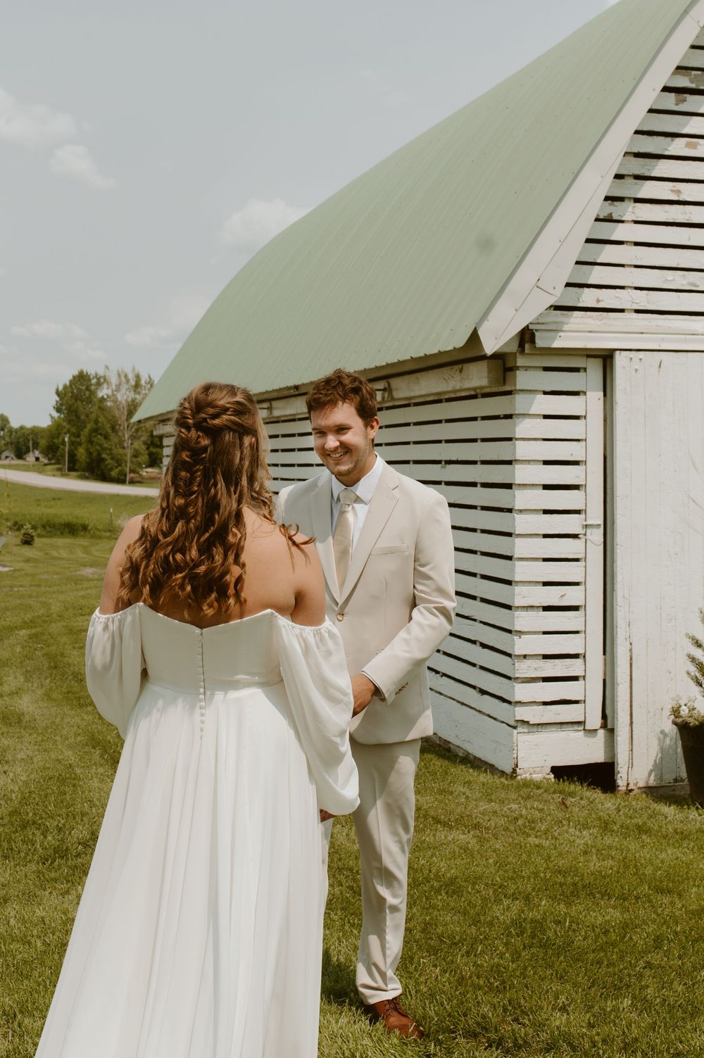 Minnesota Wedding Photographer, Romantic and Authentic Minnesota Photography, Minnesota Couple Photos | Rachel Marie Photography