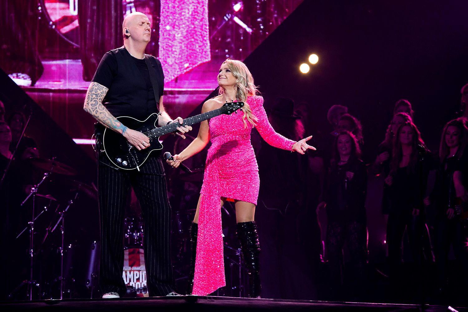 Champions of rock I SAAB arena i Linköping. Peter Johansson och Jenna Lee-james. Fotograf Rebecca Nordin. Jenna.