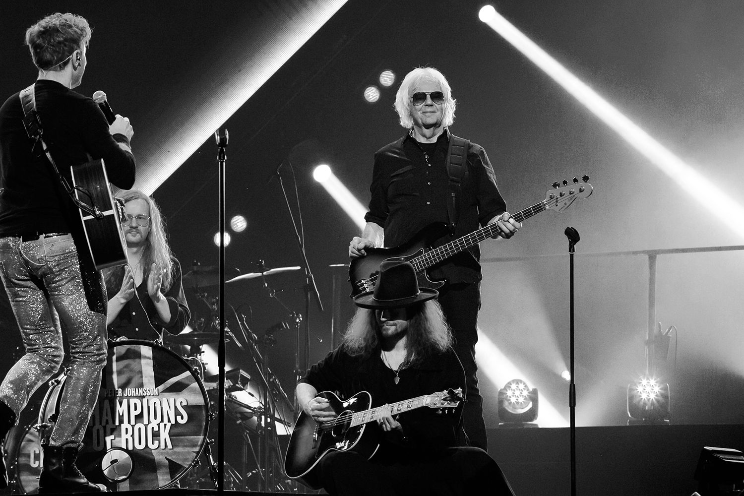 Champions of rock I SAAB arena i Linköping. Peter Johansson och Jenna Lee-james. Fotograf Rebecca Nordin.