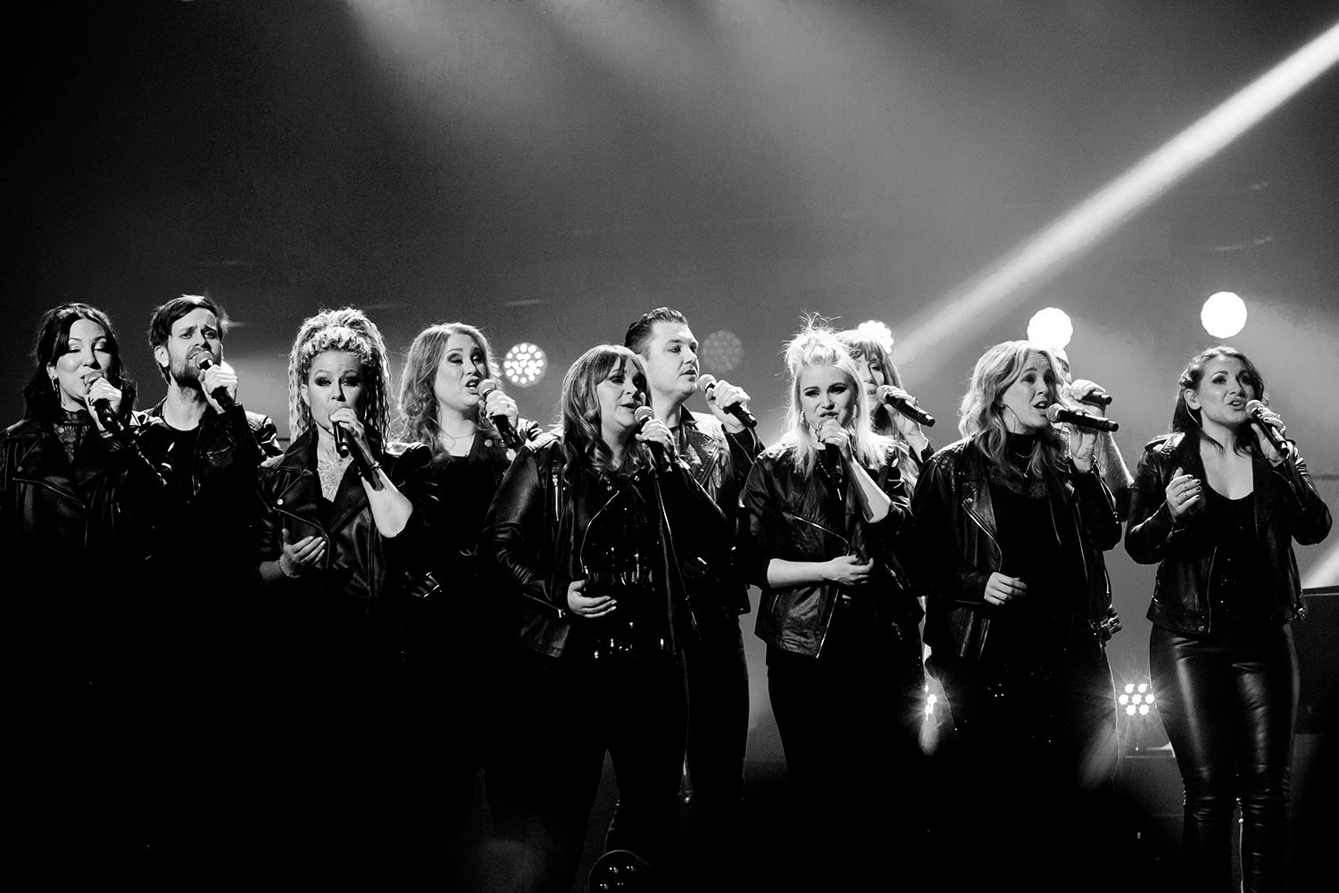 Champions of rock I SAAB arena i Linköping. Peter Johansson och Jenna Lee-james. Fotograf Rebecca Nordin.