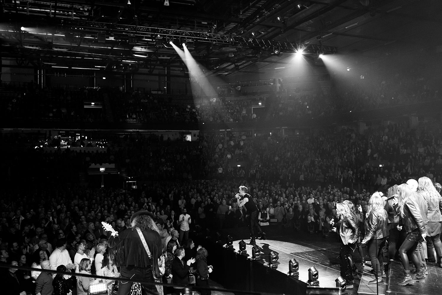 Champions of rock I SAAB arena i Linköping. Peter Johansson och Jenna Lee-james. Fotograf Rebecca Nordin.