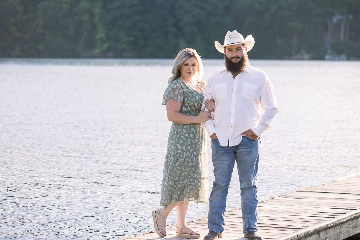 morgantown wv engagement photographer photography cheat lake park lakeside engagement photos morgantown wedding photo