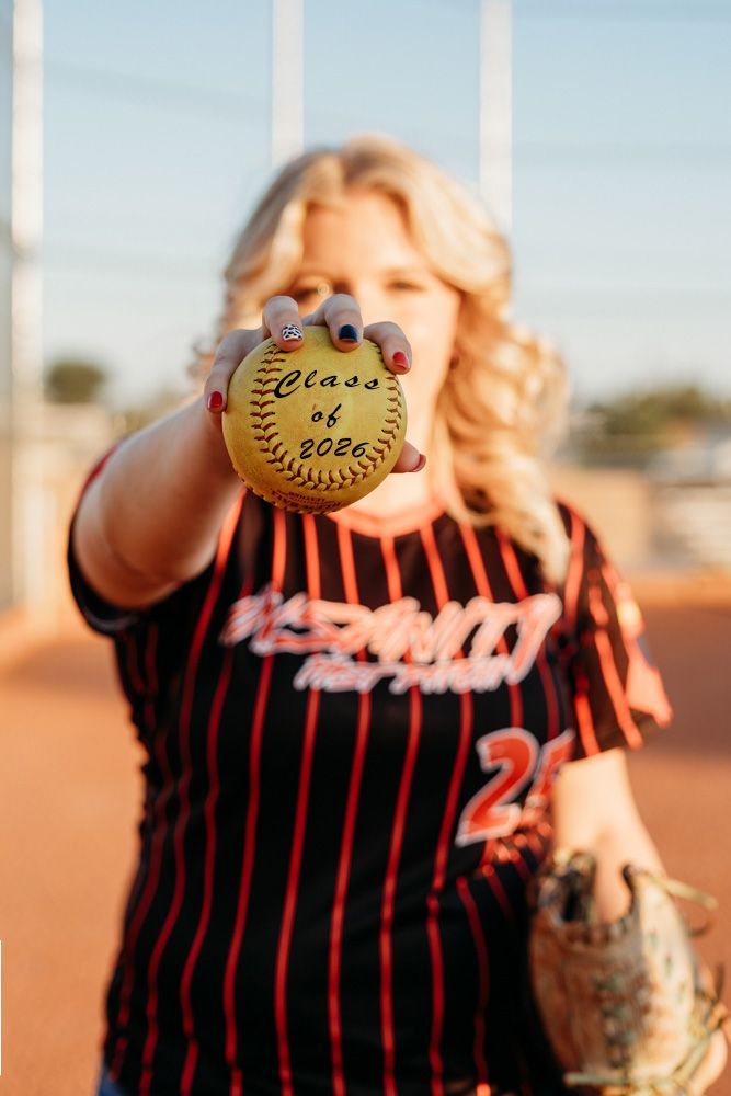 graduation, graduating, senior announcement, senior portrait photographer, mohave county, arizona photographer, portrait, sport photography,
