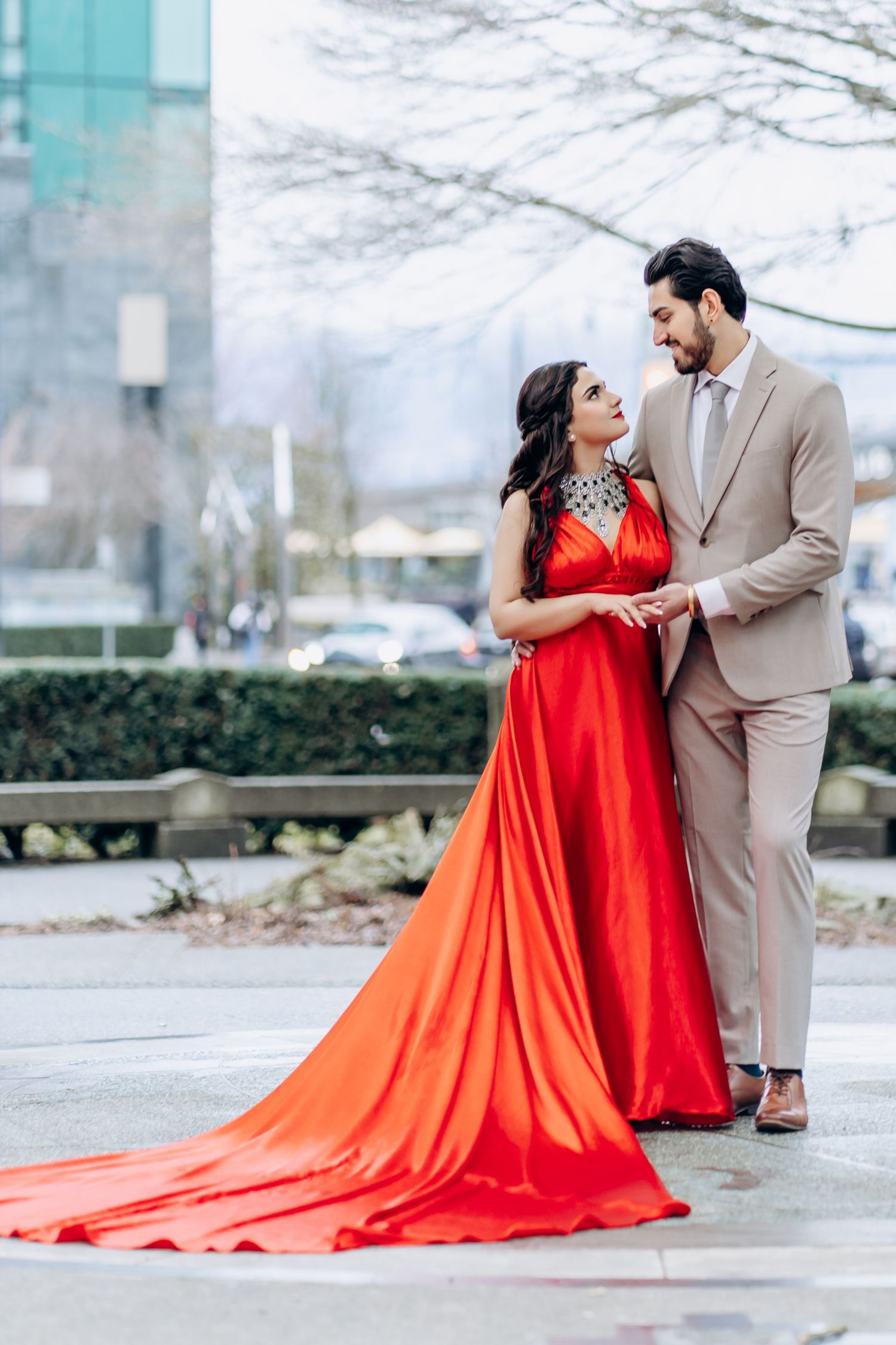 downtown vancouver couple photoshoot