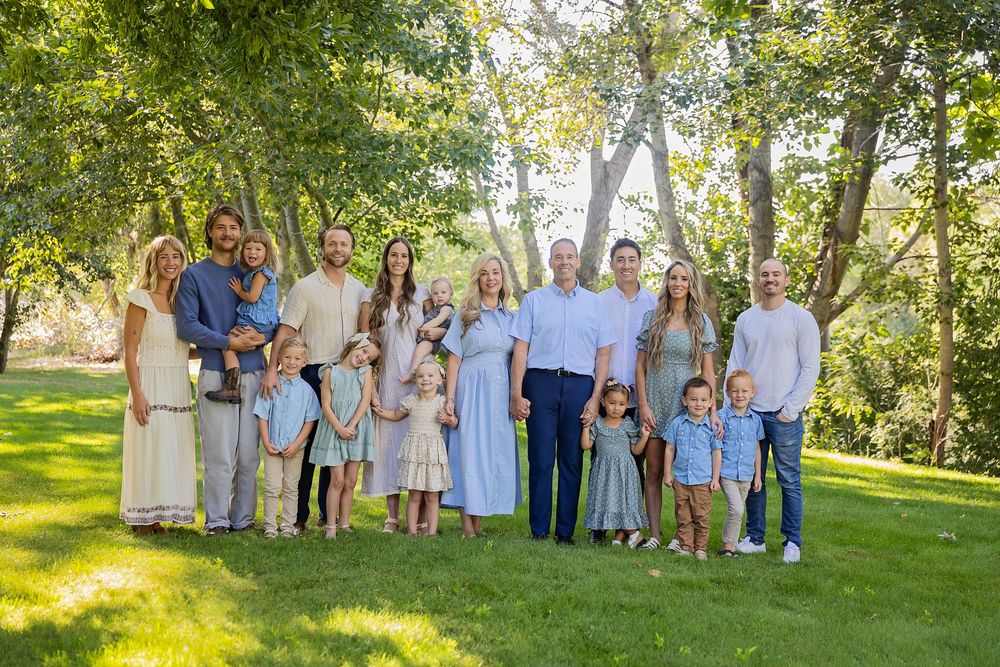 Extended family photographer Boise Idaho