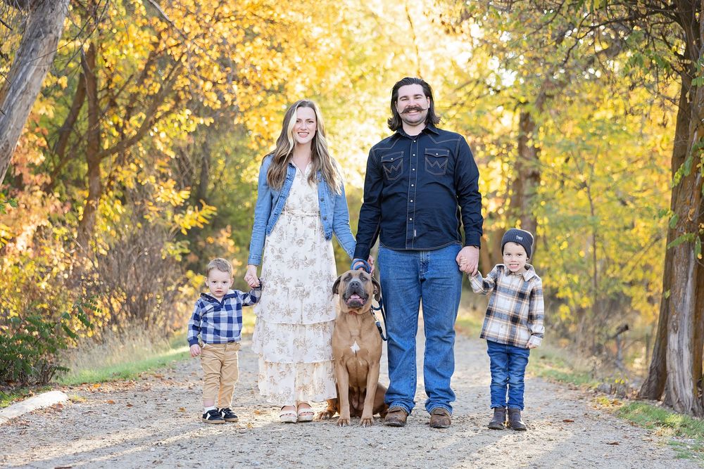 Eagle Idaho family and dog photography