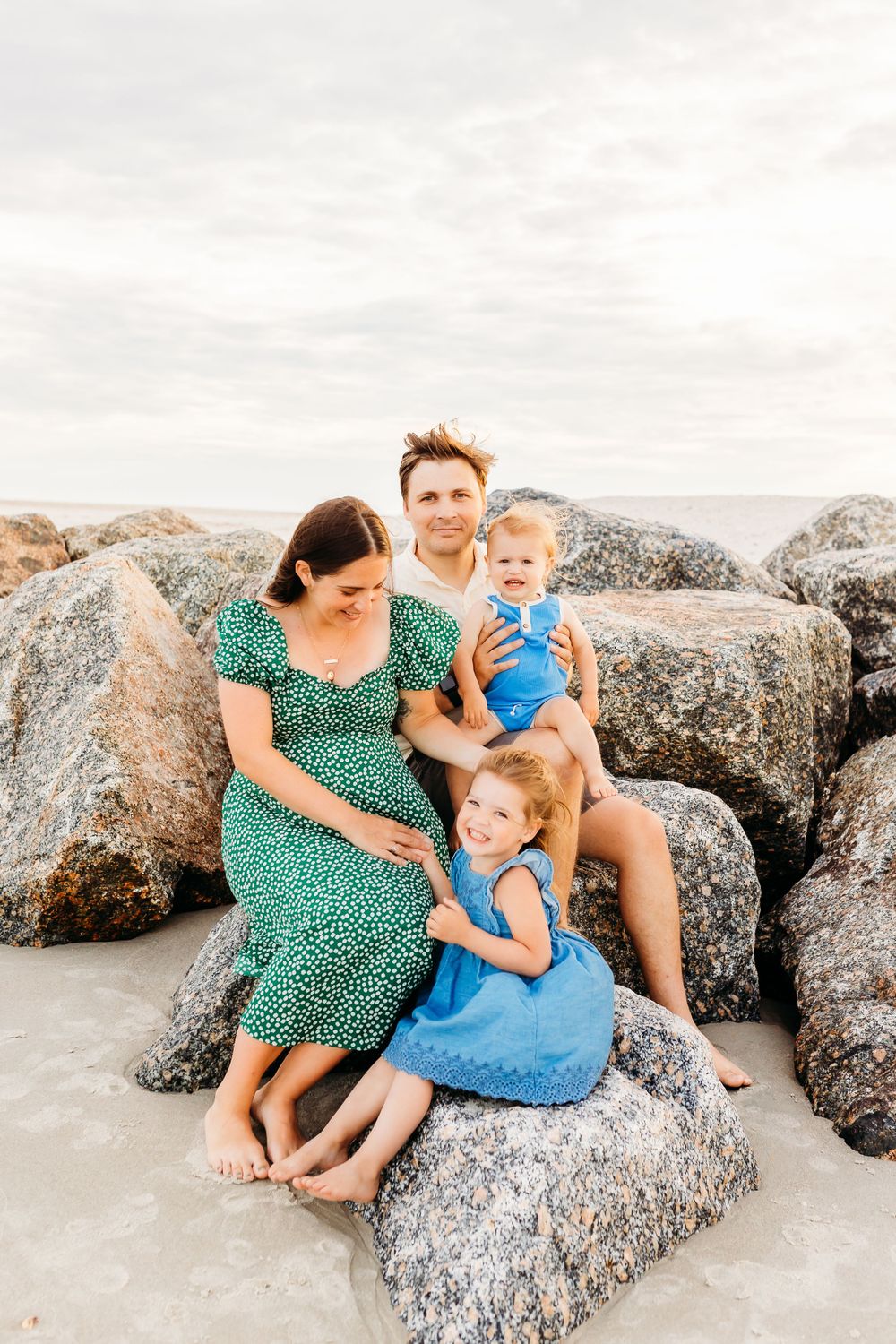 PRESLEY ROSE PHOTOGRAPHY NC COASTAL FAMILY PHOTOGRAPHER BRUNSWICK BEACHES OCEAN ISLE BEACH NC OAK ISLAND NC SHALLOTTE NC