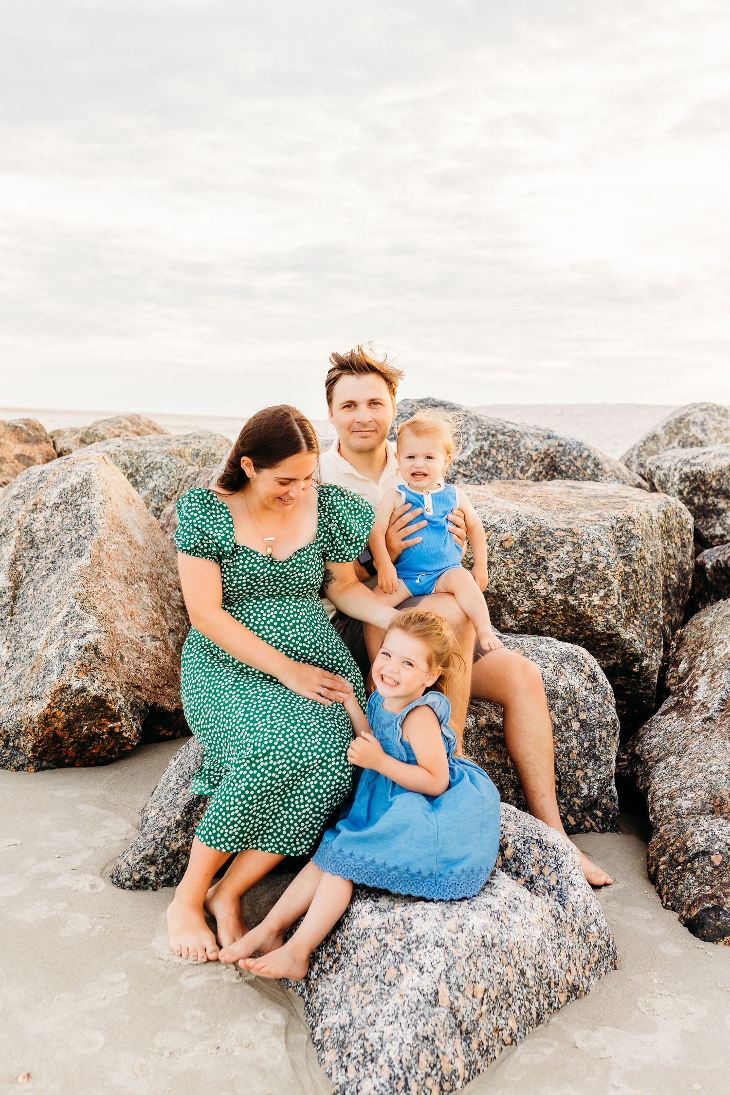 PRESLEY ROSE PHOTOGRAPHY NC COASTAL FAMILY PHOTOGRAPHER BRUNSWICK BEACHES OCEAN ISLE BEACH NC OAK ISLAND NC SHALLOTTE NC