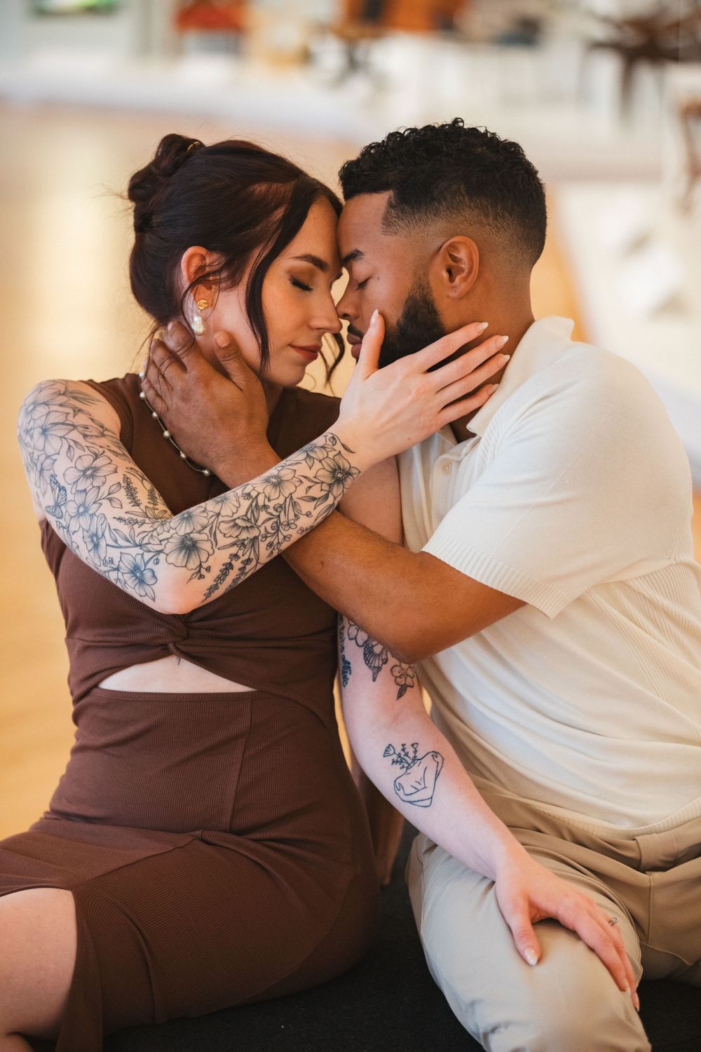 Couple Engagement photos The Carnegie Museum in downtown Oakland of Pittsburgh PA