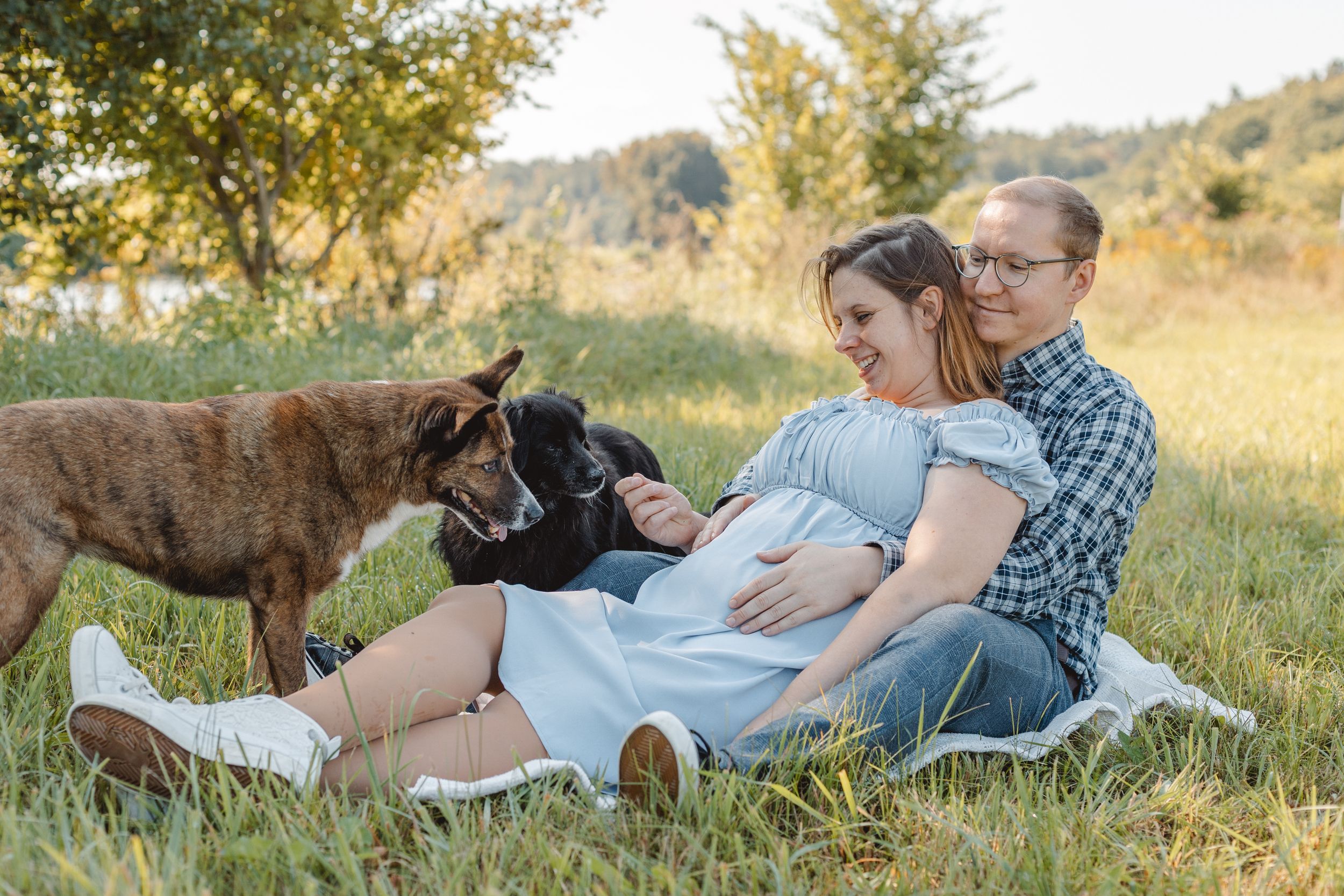 Familienmomente - Familienfotograf in Grimma, Leipzig und Umgebung, natürliche Babybauchfotografie