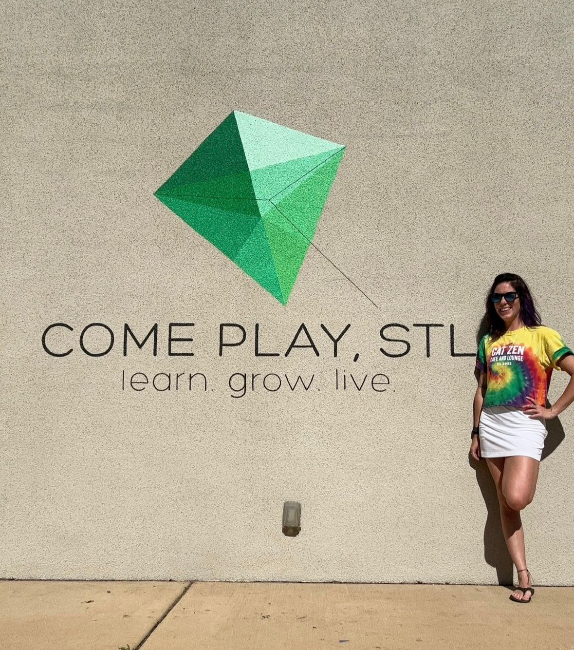 Come Play, STL logo