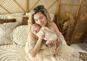 Newborn Photographer
Cake Smash Photographer
Maternity Photographer
Kentucky Photographer
Richmond Kentucky 
Berea kentucky
Lexington KY