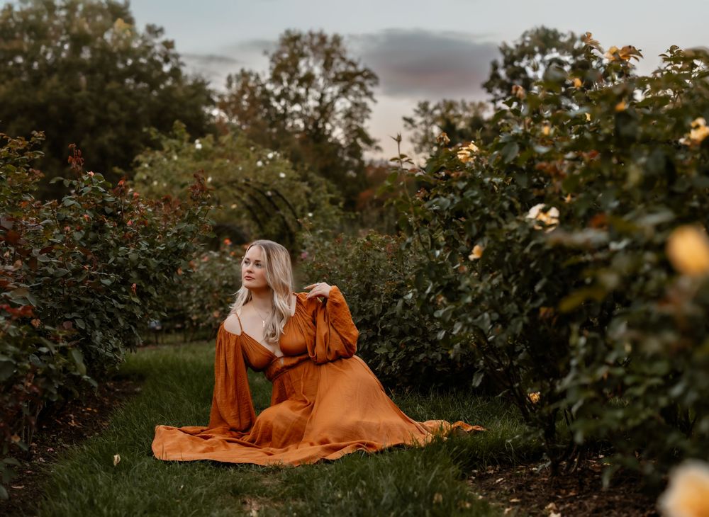 Motherhood Portrait Session at a rose garden in Arlington, VA