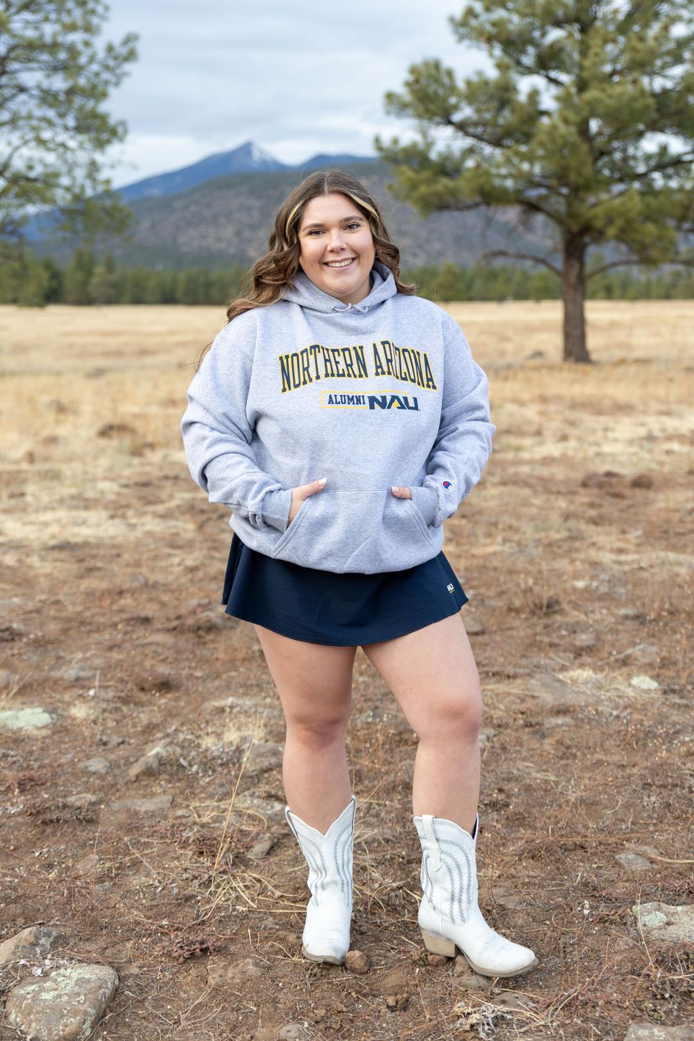 grad, peaks, mountain, flagstaff, northern arizona, portrait photographer, rhianna k photography, college