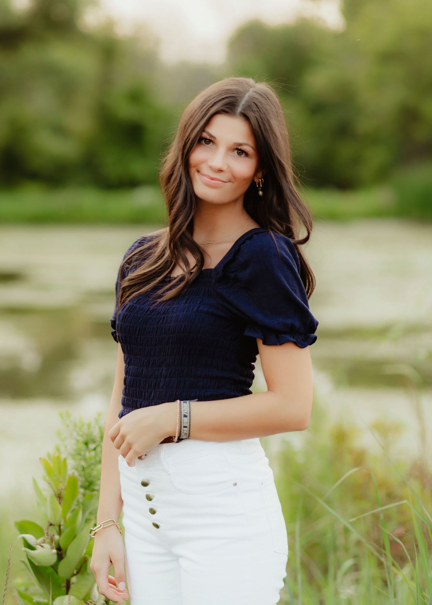 High School portrait senior girl Green Bay senior photographer