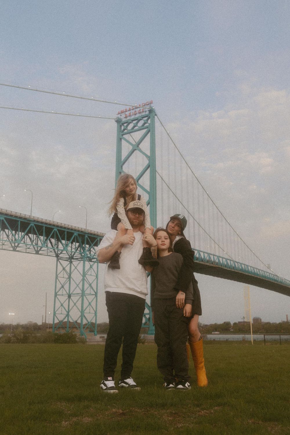 detroit wedding photographer, detroit family photographer