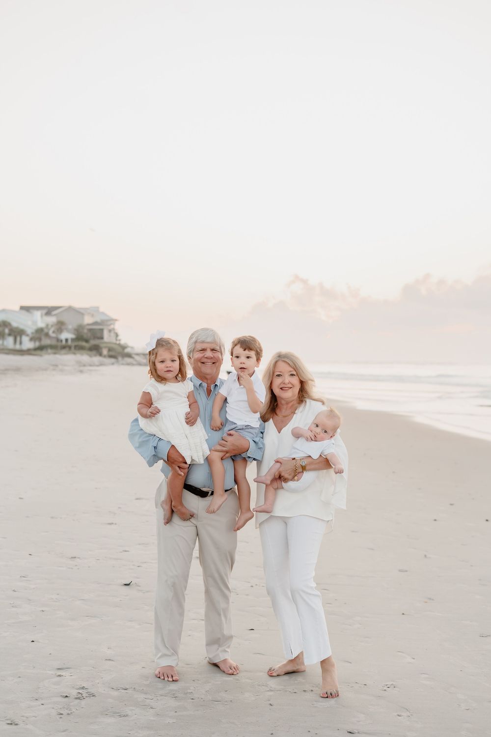 Nashville heirloom family photographer

Nashville lifestyle family photography

In-home newborn photographer Nashville

Nashville family pho