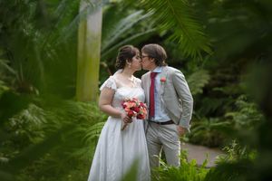 Lovers' kiss