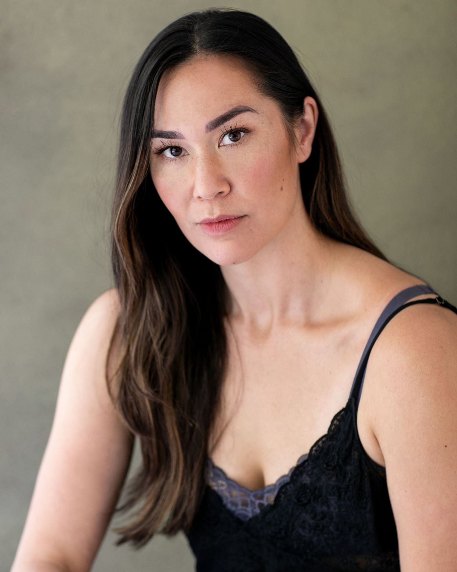 portrait actor studio natural light photography backdrop London studio beautiful woman headshot actorsheadshot actorsheadshots actors London