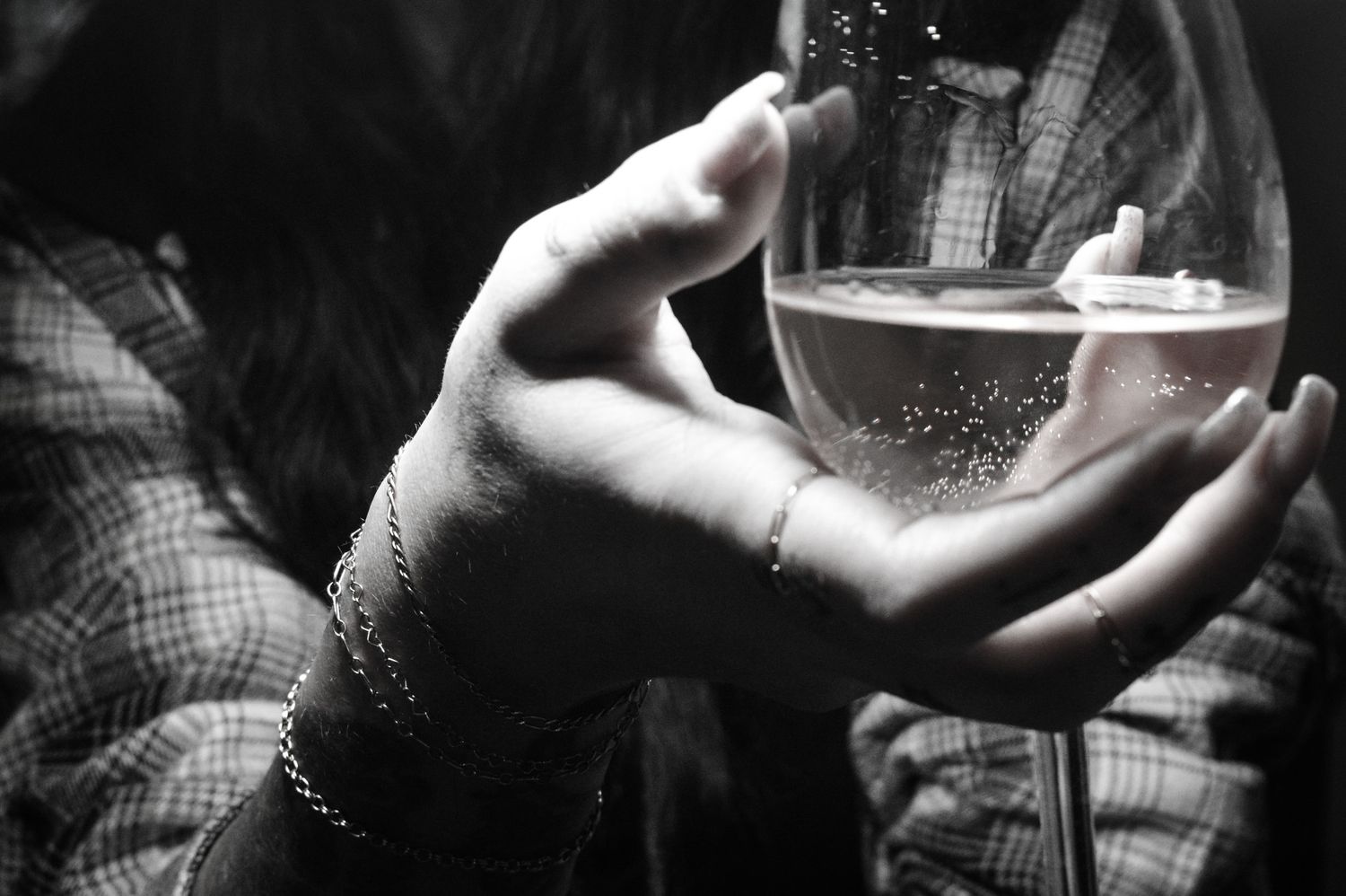 Winter market wine glass