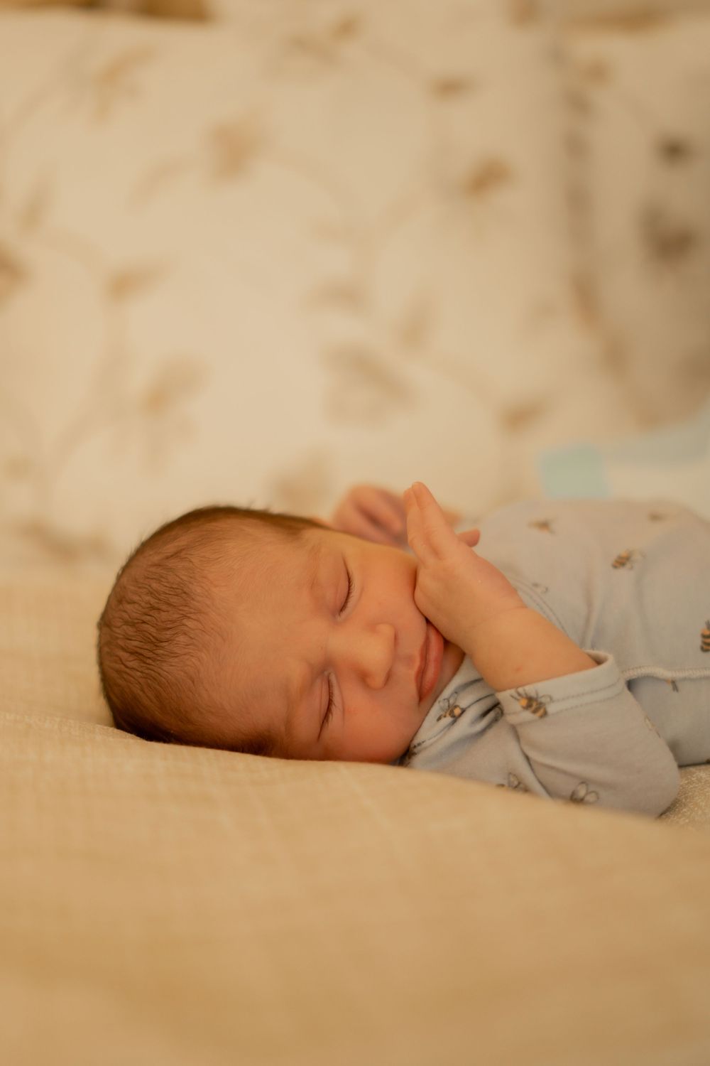Newborn session at-home. Natural light, family photography, candid moments, newborn photography, mommy & me photography, sibling photography