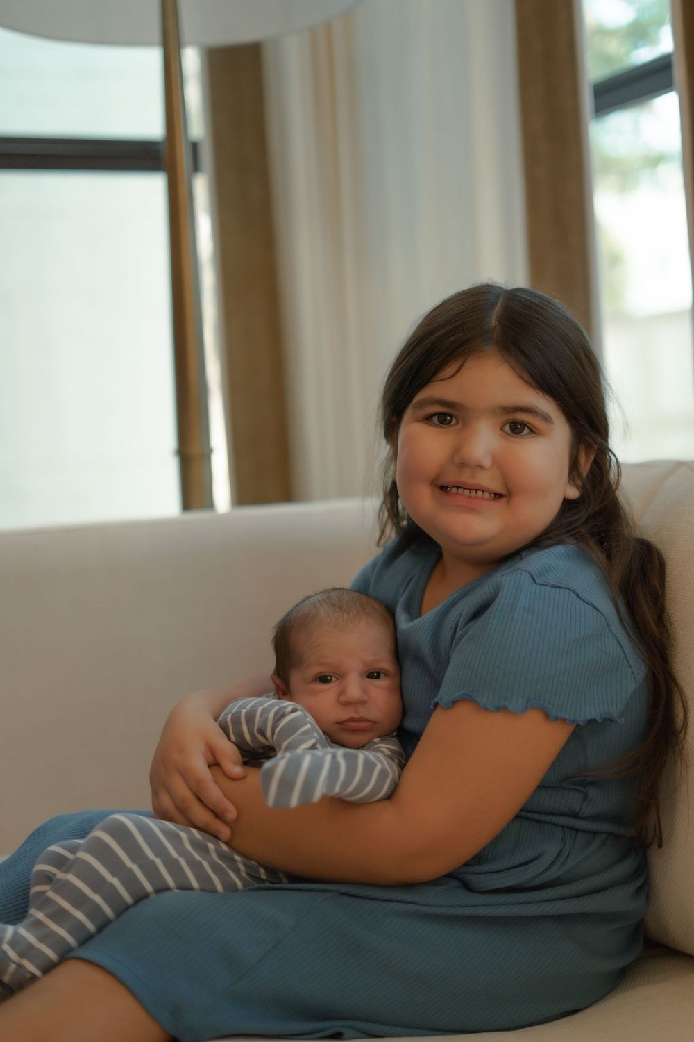 Newborn session at-home. Natural light, family photography, candid moments, newborn photography, mommy & me photography, sibling photography