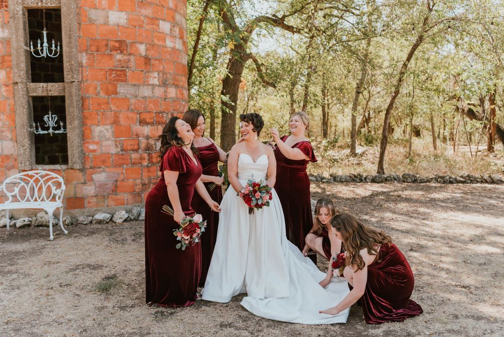 Silo and Oak Wedding Venue, Anna Romani Photography, Candid Wedding Photography