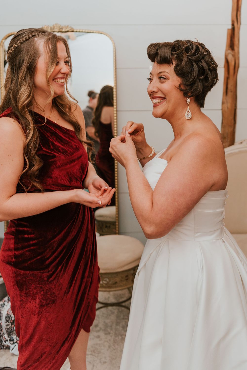 Silo and Oak Wedding Venue, Anna Romani Photography, Candid Wedding Photography